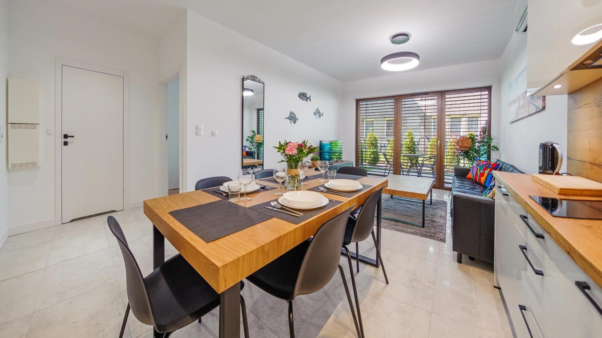 Apartamenty Delux Sun & Snow Belnihel - Blisko Centrum I Fokarium Екстериор снимка